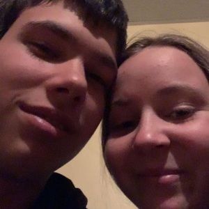 Meet your Posher, Daphnee